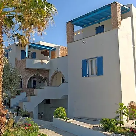 Manolis Hotel