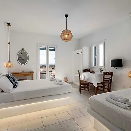 Manolis Hotel